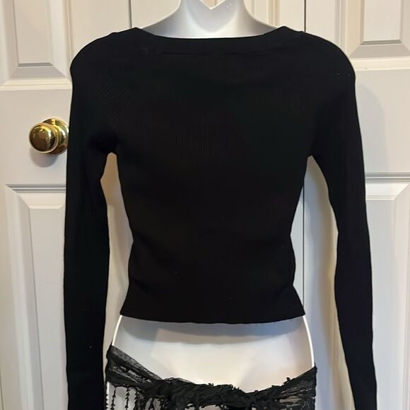 Cropped Ribbed Black Sweater Long Sleeve Crop Top Stretchy Shirt Women’s M - Picture 2 of 5